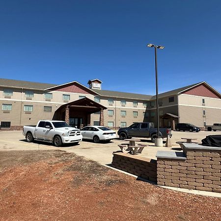 Hotel The Watford Watford City Exterior foto