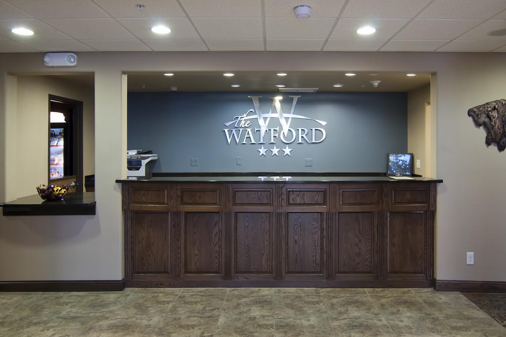 Hotel The Watford Watford City Exterior foto