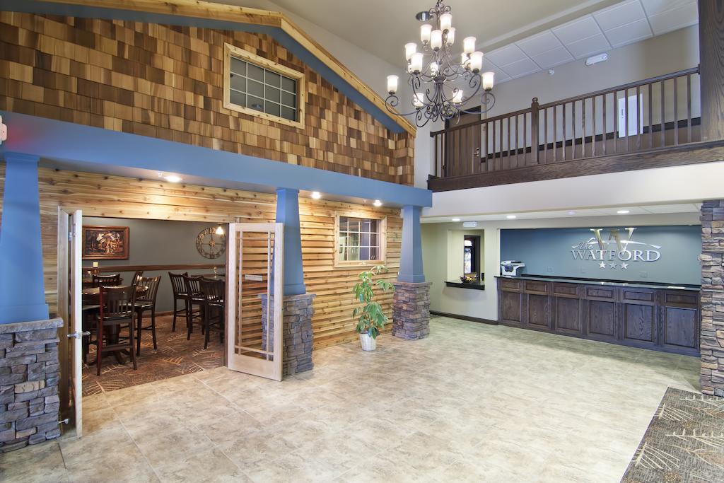 Hotel The Watford Watford City Exterior foto