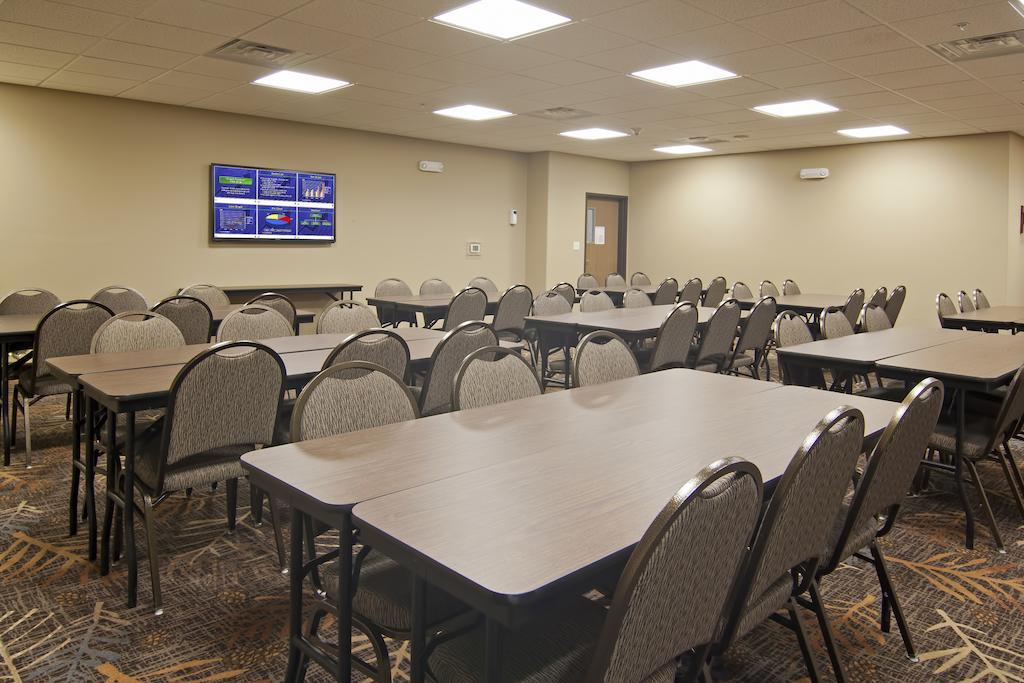 Hotel The Watford Watford City Exterior foto